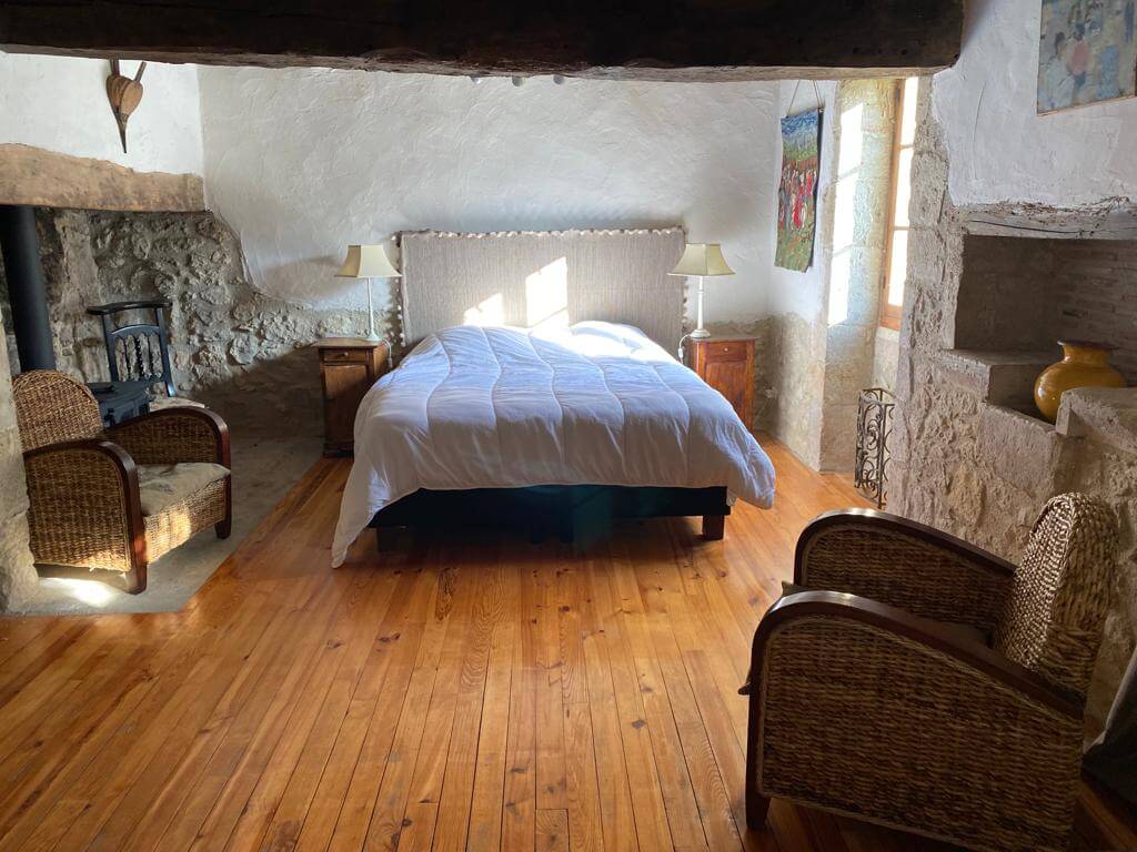 La médievale Chambre avec lit double à Laragne en Gascogne